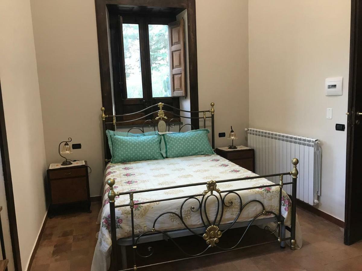 Agriturismo Sole Di Sicilia ランダッツォ エクステリア 写真