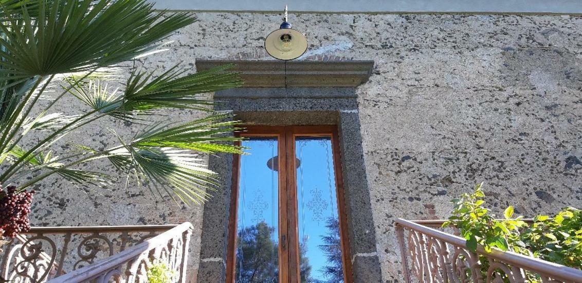 Agriturismo Sole Di Sicilia ランダッツォ エクステリア 写真