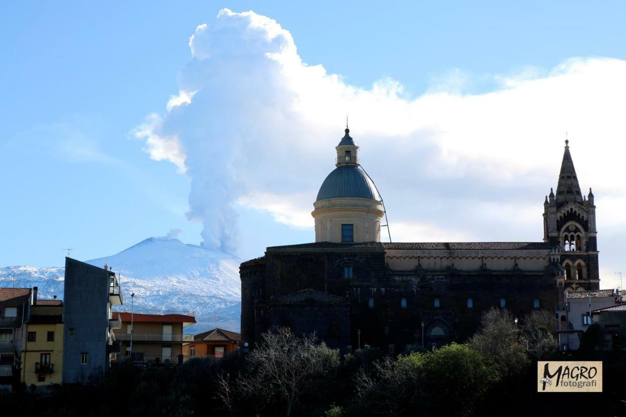 Agriturismo Sole Di Sicilia ランダッツォ エクステリア 写真